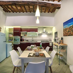 Appartement Cozy In The Heart Of, Sienne
